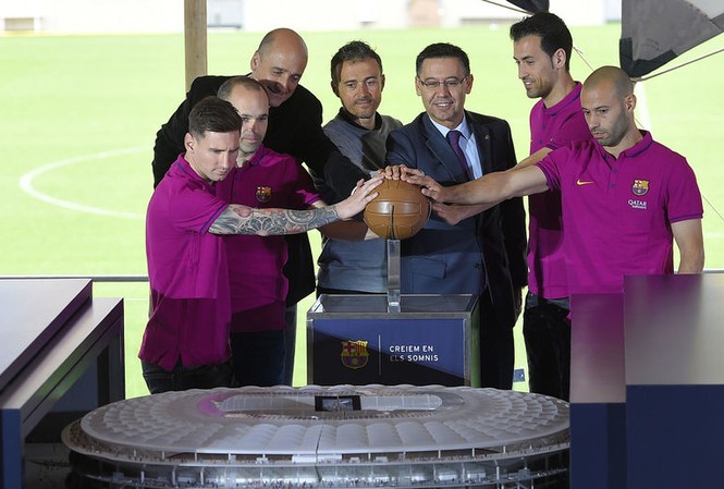Từ chối 'bom tiền' từ Trung Quốc, Mascherano trung thành với Barca Mascherano từ chối lời mời hấp dẫn từ Trung Quốc.