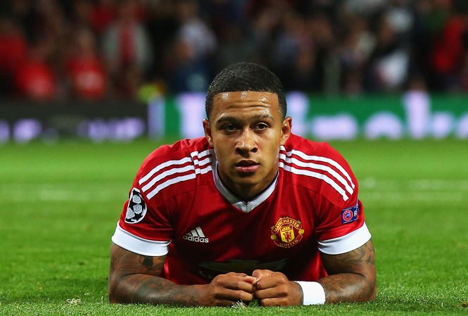 Depay ra yêu sách để chia tay M.U Depay chỉ sẵn sàng gia nhập M.U theo bản hợp đồng gia hạn.