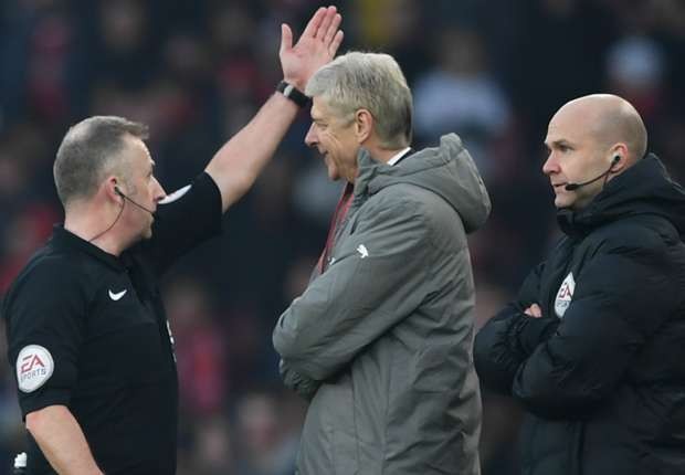 BẢN TIN Thể thao: HLV Wenger văng tục với trọng tài HLV Wenger bị treo giò 4 trận vì 2 lần chửi trọng tài.