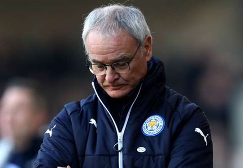 HLV Ranieri cay đắng nói về 'kẻ phản bội' ở Leicester City HLV Ranieri nghi "kẻ phản bội" lại mình là một người thân cận.