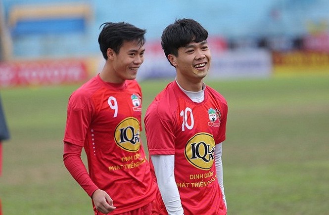 BẢN TIN Thể thao: Nhiều đội bóng Nhật săn đón Văn Toàn Nhiều đội bóng Nhật quan tâm tới Văn Toàn.