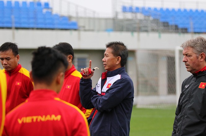 BẢN TIN Thể thao: U20 Việt Nam có kế sách hạ New Zealand? HLV Hoàng Anh Tuấn tự tin U20 Việt Nam sẽ có kết quả tốt trước U20 New Zealand.