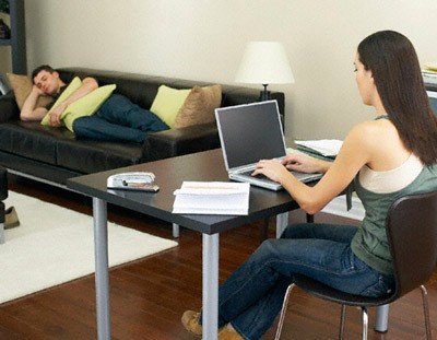 Đố chồng dám... lười Ảnh minh họa: Internet