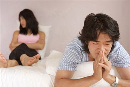 Chưa ly hôn, chồng đã có người đàn bà khác Ảnh minh họa: Internet