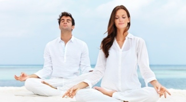Tập yoga giúp cai thuốc lá dễ hơn Ảnh minh họa: Internet