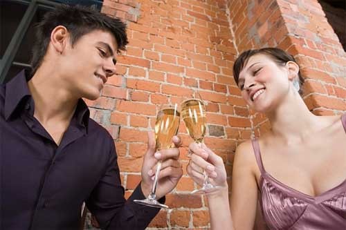 Vợ “chết” gã hàng xóm độc thân, sành điệu, đa tình Ảnh minh hoạ: Internet