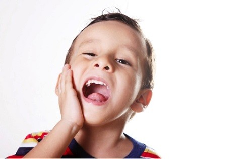 Cách đơn giản cha mẹ cần biết để giúp trẻ tránh bị sâu răng sữa Ảnh minh hoạ: Internet
