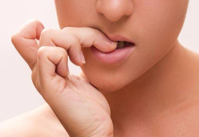Hậu quả kinh khủng từ thói quen cắn móng tay Ảnh minh hoạ: Internet