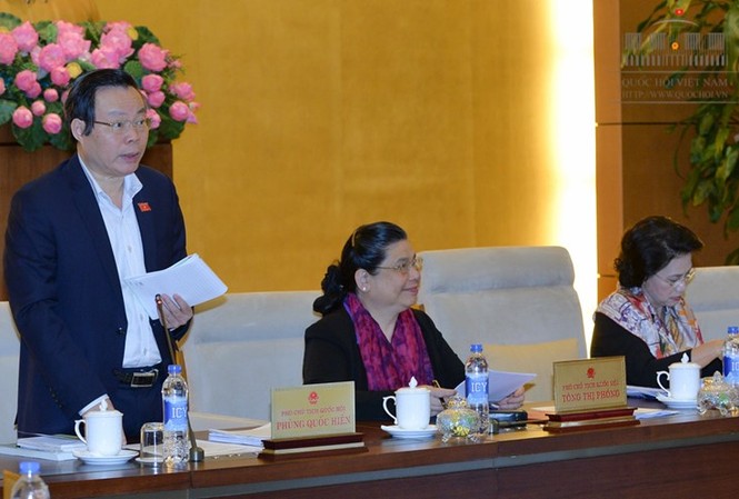 Gỡ khó khăn cho doanh nghiệp nhỏ và vừa là vô cùng cấp bách Uỷ ban Thường vụ Quốc hội đề nghị hỗ trợ DNNVV phải thiết thực, khả thi, tránh tràn lan