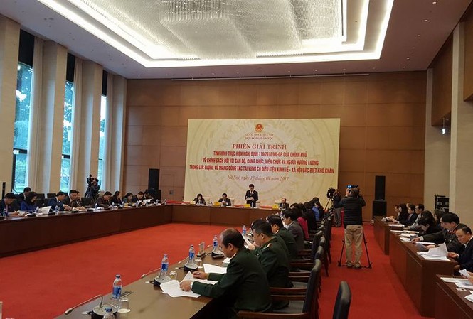 'Giải trình mà không biết lỗi thuộc ai' Hội đồng dân tộc của Quốc hội đã tổ chức phiên giải trình sáng 13/1.