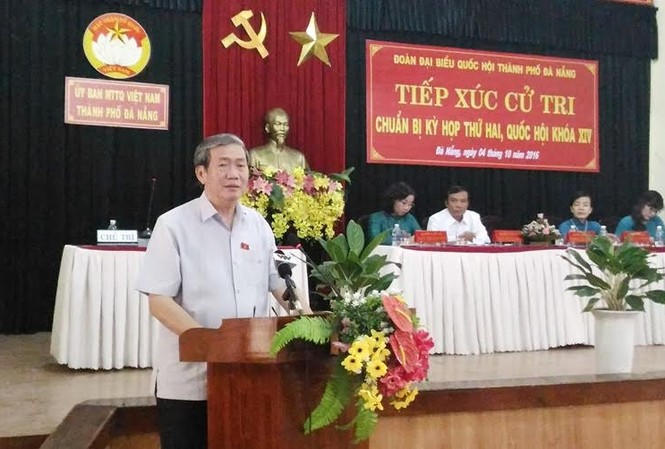 Ông Đinh Thế Huynh: Sẽ trao đổi với Bộ Giáo dục về học ngoại ngữ Ông Đinh Thế Huynh tiếp xúc cử tri Đà Nẵng sáng ngày 4/10