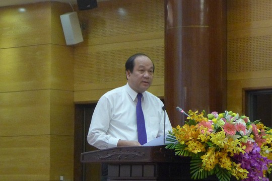 Phó Thủ tướng giao Bộ Công an vào cuộc vụ cá chết ở Hồ Tây Bộ trưởng, Chủ nhiệm Văn phòng Chính phủ Mai Tiến Dũng cho biết Phó Thủ tướng Thường trực Trương Hoà Bình đã có chỉ đạo Bộ Công an vào cuộc vụ cá chết số lượng lớn bất thường ở Hồ Tây. Ảnh: Bảo Trân