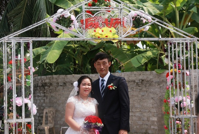 Chuyện tình cổ tích của cặp khuyết tật trai Hàn, gái Việt Chuyện tình cổ tích của cặp khuyết tật trai Hàn, gái Việt
