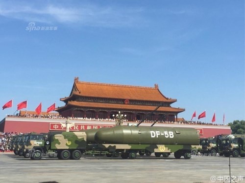 ‘Trung Quốc phóng thử tên lửa không nhằm đe dọa ông Trump’ Tên lửa Dongfeng của quân đội Trung Quốc.