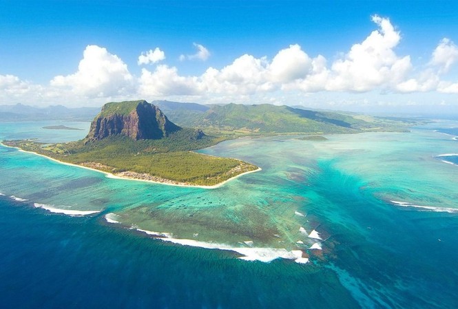 Tìm thấy lục địa cổ dưới đáy Ấn Độ Dương Hòn đảo du lịch Mauritius.