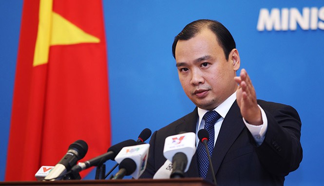 Việt Nam xác minh việc Trung Quốc xây kho chứa tên lửa ở biển Đông Việt Nam xác minh việc Trung Quốc xây kho chứa tên lửa ở biển Đông