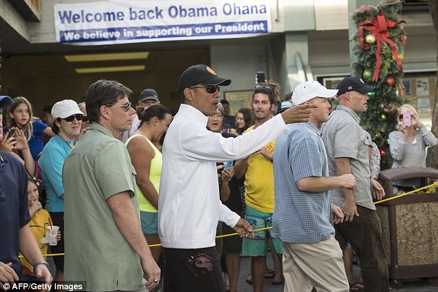Gia đình Tổng thống Obama đón Năm mới như thế nào? Gia đình Obama sẽ trở lại Nhà Trắng trong tuần này.