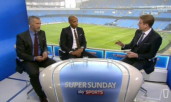 Thierry Henry bẽ mặt khi chê Arsenal Henry trong vai trò mới