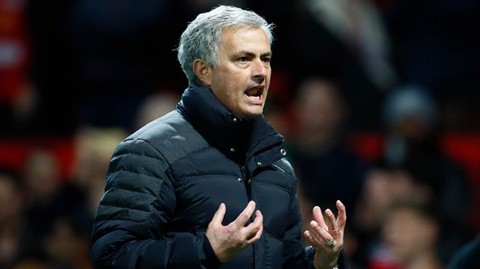 Mourinho chơi đòn tâm lý với Chelsea M.U của Mourinho đã phải rất vất vả mới vượt qua được West Ham