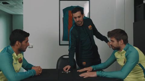 Barca ngược dòng phi thường nhờ ảo thuật gia “Ảo thuật gia” Dynamo cho các cầu thủ Barca thử nghiệm bẻ đinh