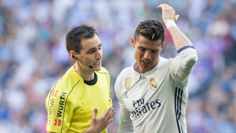 Ronaldo bỗng dưng gặp họa vì 'bắt chước'... Messi Ronaldo bỗng dưng gặp họa vì 'bắt chước'... Messi