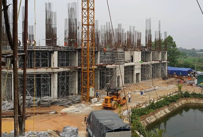 Hà Nội công bố 113 dự án được phép 'bán nhà trên giấy' Việc công bố các dự án đủ điều kiện bán nhà sẽ giúp cho khách hàng tránh được những rủi ro và làm minh bạch thị trường.