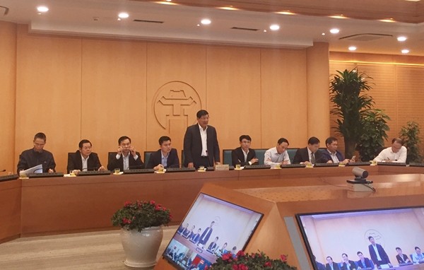 Hà Nội lập các tổ công tác xử lý điểm nóng về 'sổ đỏ' Lãnh đạo Hà Nội phát biểu tại cuộc họp