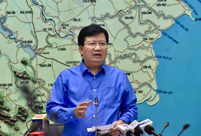 Bão số 2 gây thiệt hại ở nhiều địa phương Phó Thủ tướng Trịnh Đình Dũng yêu cầu tập trung lực lượng tìm kiếm người mất tích, tiếp tục di dân khỏi vùng nguy hiểm