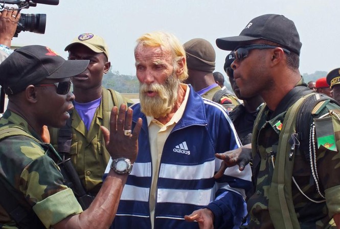 Giải cứu con tin người Đức từ tay phiến quân Boko Haram Công dân Đức bị Boko Haram bắt cóc Robert Nitsch Eberhard