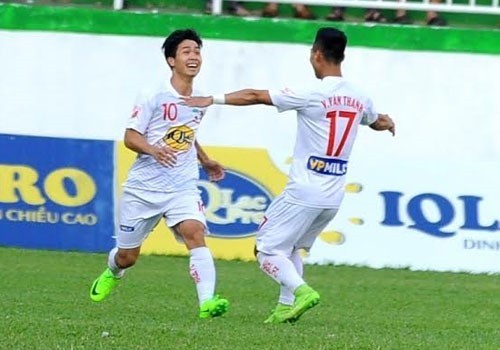 'Công Phượng và HAGL có tiến bộ nhưng cần thêm thời gian' Công Phượng đang chơi tốt hơn trong màu áo HAGL.