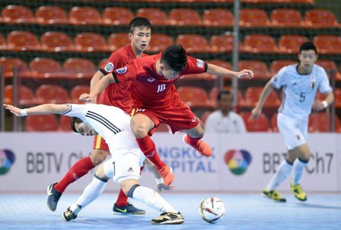 U20 Futsal Việt Nam dừng bước tại giải châu Á U20 Futsal Việt Nam không thể tạo bất ngờ trước U20 Nhật Bản