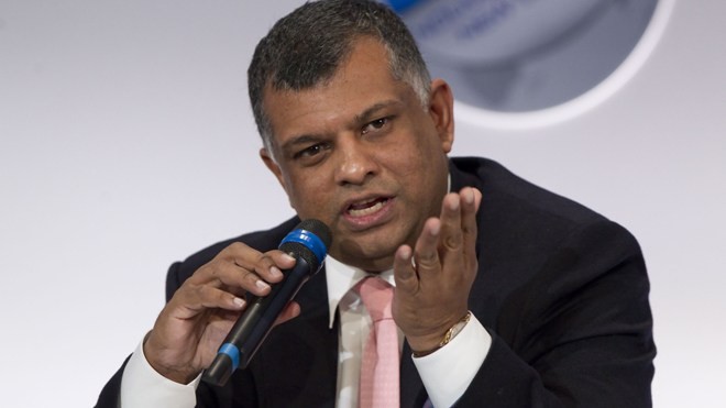 AirAsia khẳng định chuyến bay QZ8501 được cấp phép Ông Tan Sri Tony Fernandes