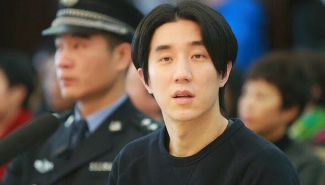 Con trai Thành Long viết thư trong tù nói về cha Phùng Tổ Danh (Ảnh: Chinaentertainment)