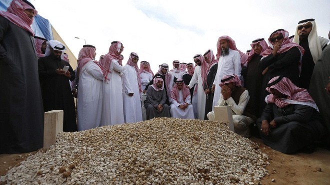 Lễ an táng đơn giản của Quốc vương Arab Saudi Lễ an táng đơn giản của Quốc vương Arab Saudi