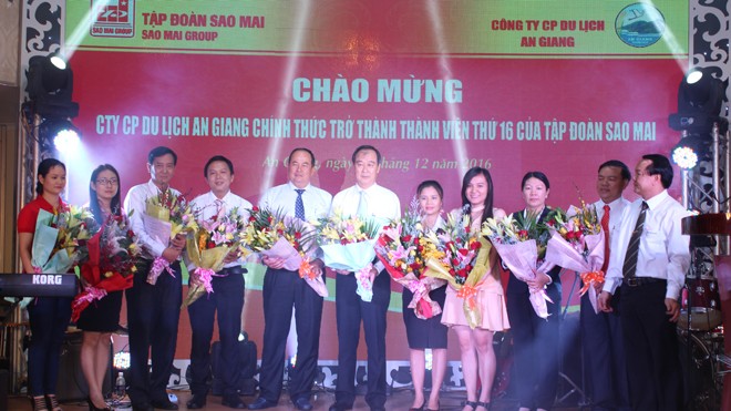 Tập đoàn Sao Mai – 20 năm giữ “thế chân vạc” Lễ chào mừng CT CP DL An Giang chính thức trở thành thành viên thứ 16 của TĐ Sao Mai