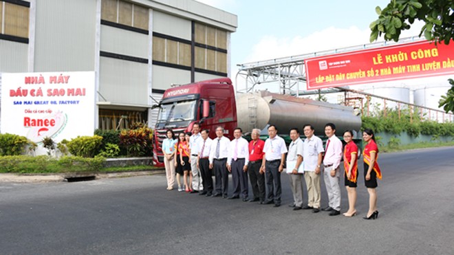Lắp đặt dây chuyền số 2 Nhà máy tinh luyện dầu cá Ranee Lễ khởi công lắp đặt dây chuyền số 2 cho Nhà máy tinh luyện dầu cá Ranee