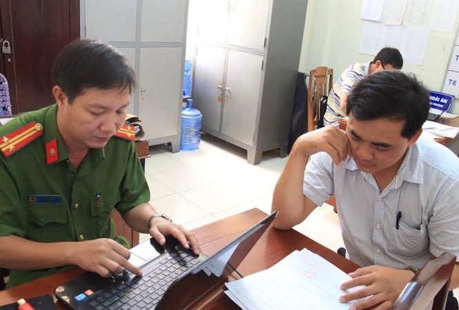 Khởi tố, bắt tạm giam đối tượng lừa đảo gần 70 tỷ đồng Khởi tố, bắt tạm giam đối tượng lừa đảo gần 70 tỷ đồng