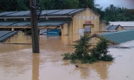 Số người chết vì lũ tăng cao, trên 100 nghìn nhà bị ngập Số người chết vì lũ tăng cao, trên 100 nghìn nhà bị ngập
