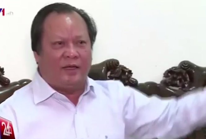 Lãnh đạo Sở Văn hóa Hà Nội nổi nóng khi phóng viên 'hỏi khó' Ông Nguyễn Khắc Lợi, Phó Giám đốc Sở Văn hóa và Thể thao Hà Nội. Ảnh: cắt từ clip.