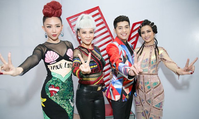 Vì sao ‘Giọng hát Việt 2017’ từ chối thí sinh hát Bolero? Dàn HLV từng gây nhiều tranh cãi trong chương trình Giọng hát Việt năm nay.