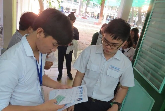 ĐH Nông Lâm TPHCM kỷ luật 15 sinh viên vì nhờ người thi hộ ĐH Nông Lâm TPHCM đình chỉ học 15 sinh viên vì lý do nhờ người thi hộ. (ẢNH: minh họa).