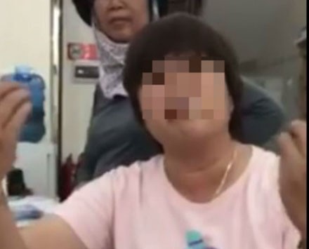 Làm rõ thông tin phụ huynh “tố” cô giáo dội nước vào đầu trẻ mầm non Người phụ nữ được cho là hiệu phó tỏ thái độ không hợp tác với gia đình cháu bé. Nguồn: Facebook H.H