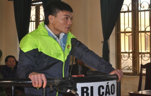 Án tử cho kẻ sát hại người yêu Sát thủ trước vành móng ngựa. Ảnh: Lê Hoàng