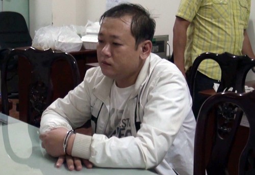 Luật sư dỏm giăng bẫy lừa xuất khẩu lao động Vũ tại cơ quan điều tra. Ảnh: Q.T