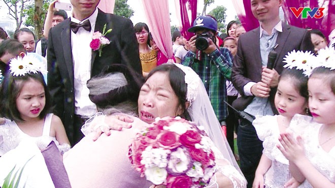 Cô gái suy thận yêu chàng trai kém mình 3 tuổi. Họ đã hiện thực hóa ước mơ bằng một đám cưới, nhờ chương trình