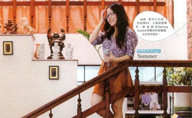 Cô gái đưa bánh xèo, bún mắm ra thế giới Hạ Uyên trên tờ Weekend Weekly. Ảnh: Thanh Trần