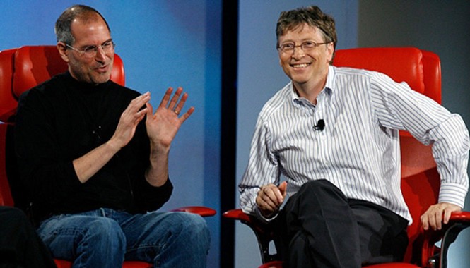 Chín điều kiêng kị của người thành công Steve Jobs (trái) và Bill Gates là những doanh nhân thành công điển hình. Ảnh: LinkedIn.