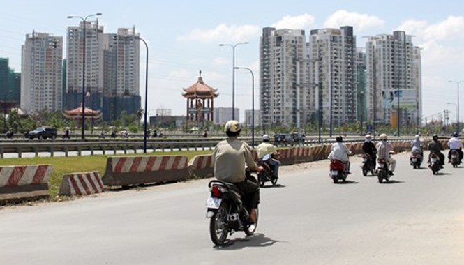 Nguồn cung căn hộ ở TP HCM chào bán tăng mạnh Nguồn cung căn hộ cao cấp tại TP HCM đột ngột tăng mạnh trở lại, cao gấp 4 lần năm 2012 và cao gấp đôi năm 2013. Ảnh: Vũ Lê.