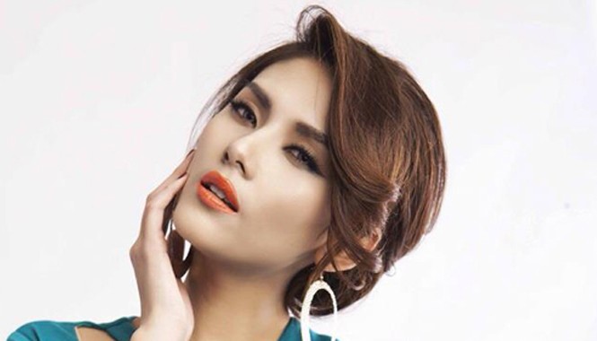 Hoàng Yến: 'Cường Đô La không phải mẫu đàn ông của tôi' Siêu mẫu Võ Hoàng Yến khẳng định mình là nạn nhân của hàng loạt scandal và cô không phải là người tạo dựng tai tiếng để nhằm pr hình ảnh cá nhân.