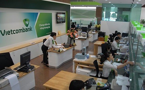 Thống đốc bày cách để Vietcombank thành 'ngân hàng số 1' Thống đốc bày cách để Vietcombank thành 'ngân hàng số 1'